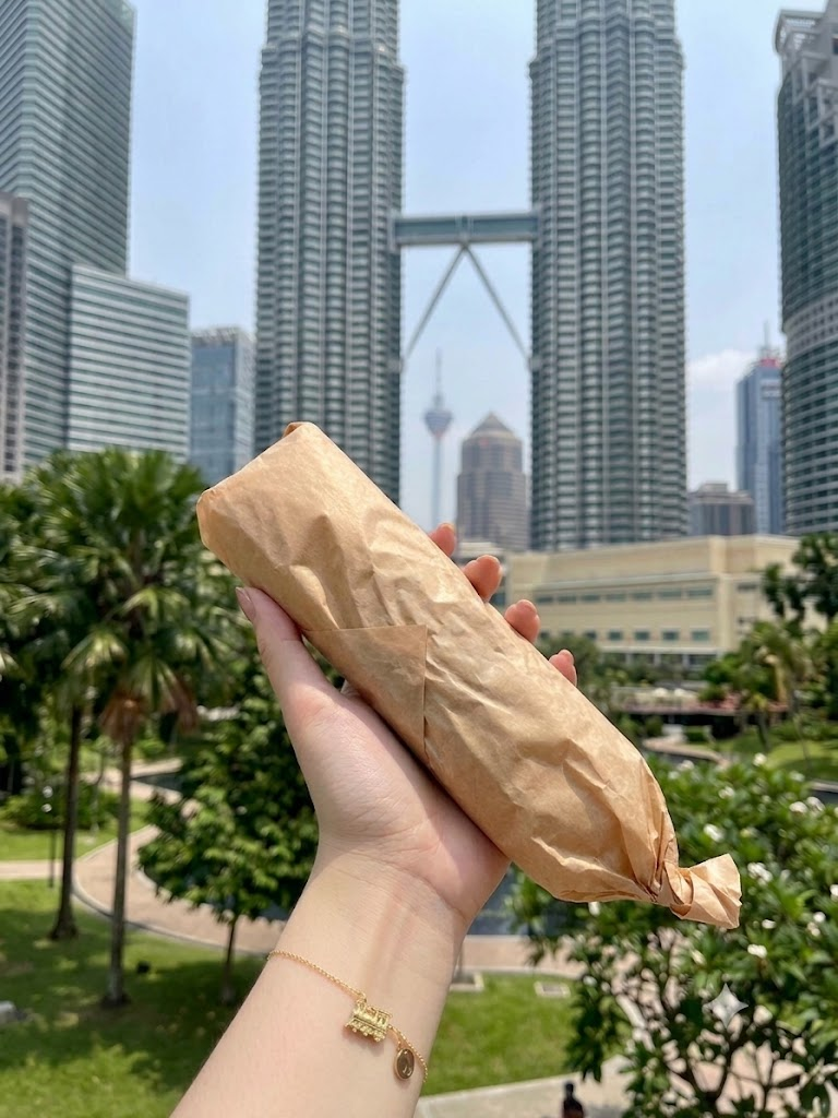 Wrapped order from The Hungry Commuter